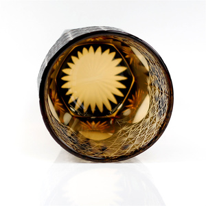 Fabrication d'usine <span class=keywords><strong>de</strong></span> haute qualité exquise sculpture <span class=keywords><strong>verre</strong></span> à <span class=keywords><strong>whisky</strong></span> consomme beaucoup d'énergie bitters en bouteille pour le thé vin - Product Image 4