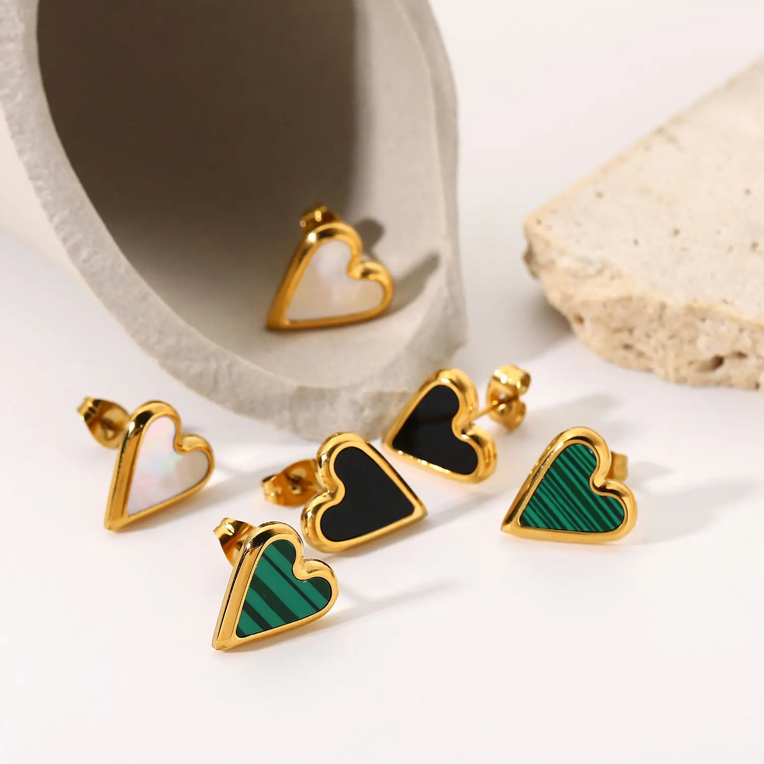 Hanpai Women Shell Malachite Natural Stone Earrings Heart Stud Earrings Stainless Steel Earrings Fashion Jewelry