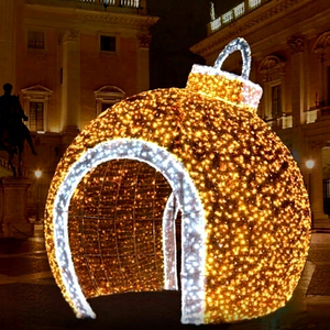 Boule de Noël géante en verre LED pour décorations d'événements, installation facile, indice de protection IP44 - Product Image 1