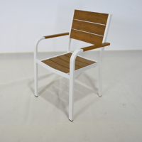 Chaises de salle à manger modernes empilables en aluminium plastique bois pour jardin patio fêtes hôtels écoles prix d'usine pour événements