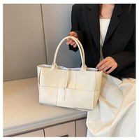 Sac à main en cuir pour femme de luxe de créateur Sac à bandoulière personnalisable Motif géométrique Nouveauté