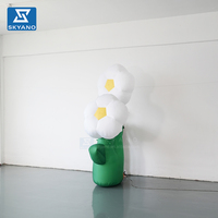 Modèle de fleur gonflable blanche sur pied personnalisé pour la décoration de paysages, de scènes et d'événements en extérieur