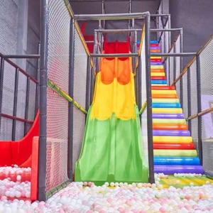 Tanque de espuma de último diseño, parque de trampolín tobogán de gran tamaño, equipo de gran altitud, juegos suaves emocionantes e interesantes - Product Image 6