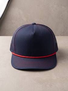 Gorra de béisbol trucker de malla de 5 paneles personalizada, con lavado ácido, efecto desgastado, bordado 3D, logotipo personalizado, unisex, para todas las estaciones, viajes y actividades al aire libre. - Product Image 3