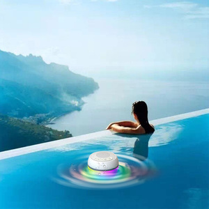 Enceinte sans fil portable mini avec caisson de basses intelligent pour <span class=keywords><strong>piscine</strong></span>, nouveau design 2024, étanche IP68, flottante, en plastique, Tg117 7W - Product Image 3