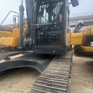 Excavadora Hidráulica Usada HYUNDAI 300LC-9S de 30 Toneladas con Motor y Bomba Cummins para Minería y Construcción - Product Image 4