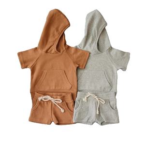 Conjuntos de Ropa para Bebés de Alta Calidad, Camiseta Elástica Tipo Waffle para Niños Pequeños, Conjunto de Pantalones Cortos con Estampado y Gorro con Bolsillo - Product Image 3