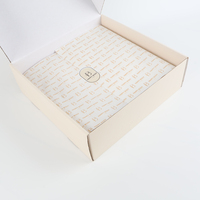 Papier de soie imprimé personnalisé, papier d'emballage, motif de logo doré, base crème, emballage cadeau de marque, rouleau de papier de soie