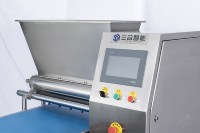 Dépôt de feuille d'éponge de pâte à gâteau, Machine de remplissage automatique de biscuits