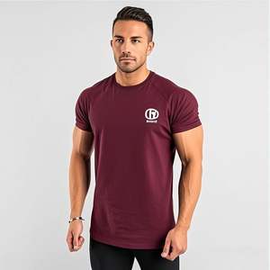 Vente en gros d'usine de t-shirts ajustés 100% coton de haute qualité pour hommes t-shirts avec logo pour hommes - Product Image 4