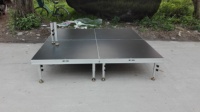 Scène modulaire portable en alliage d'aluminium avec pieds réglables, plateforme de scène en aluminium 4x8 pour événements de concert
