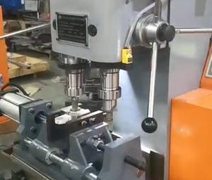 Macchina per foratura e maschiatura a doppio mandrino pressa di foratura per parti in ottone parti in pressofusione di alluminio - Product Image 4