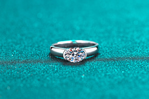 Bague Moissanite d'oeuf de <span class=keywords><strong>pigeon</strong></span> américain europé<span class=keywords><strong>en</strong></span> simple pour femme Bague de fiançailles <span class=keywords><strong>en</strong></span> argent sterling 925 plaqué or Cadeau de Noël - Product Image 6