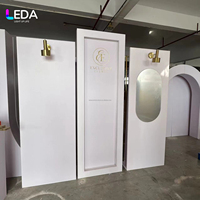LEDA Offre Spéciale Ensembles d'arches de toile de fond LED blanches en acrylique et PVC avec support mural pour fleurs pour la décoration de mariages et événements