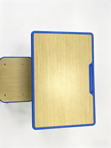 Banchi Scolastici Moderni con Ganci per Zaini, Adatti per l'Uso in Camere dei Bambini o Uffici Scolastici - Product Image 6