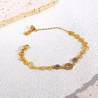 Bracelet chaîne à disques dorés avec accents de strass circulaires, bijou délicat pour femme, idéal pour le quotidien, les fêtes ou comme cadeau
