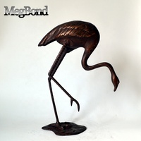 Grande statue de flamant rose en fonte sculptée et gravée, artisanat métallique décoratif pour la maison et le jardin