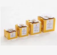 Boîtes cadeaux en papier personnalisées, acceptant les noms et les dates, nous pouvons imprimer votre nom sur ces boîtes en carton couleur or, emballages de mariage élégants