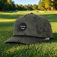 Casquette de golf 5 panneaux perforée découpée au laser de haute qualité, en polyester imperméable, avec cordon de sport, chapeaux de baseball, logo personnalisé en patch de caoutchouc PVC