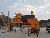 HZS25 Hongxing Hazır Beton Üretim Hattı 25m3/saat, İsteğe Bağlı Kepçeli Besleme Sistemli, 2 Bölmeli veya 3 Bölmeli Hazneler