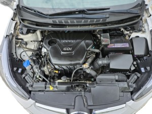 Hyundai Elantra Avante 2015, Sedán de Gasolina con Volante a la Izquierda, Coche Usado de Corea para Exportación, Tracción Delantera, Automático, 5 Asientos, Ahorrador de Combustible - Product Image 5