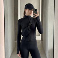 Veste de sport pour femme à col montant, ajustée, extensible dans quatre directions, respirante, séchage rapide, manches longues, coupe-vent, en nylon et élasthanne, pour le yoga