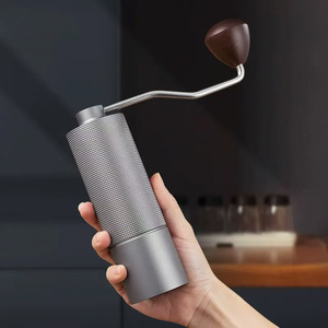 <span class=keywords><strong>เครื่อง</strong></span><span class=keywords><strong>บด</strong></span><span class=keywords><strong>กาแฟ</strong></span>แบบมือหมุน สแตนเลสสีดำ พกพาสะดวก <span class=keywords><strong>ราคา</strong></span>โรงงาน พร้อมบริการสลักโลโก้  <span class=keywords><strong>บด</strong></span>ละเอียดระดับ 6 ดาว - Product Image 2