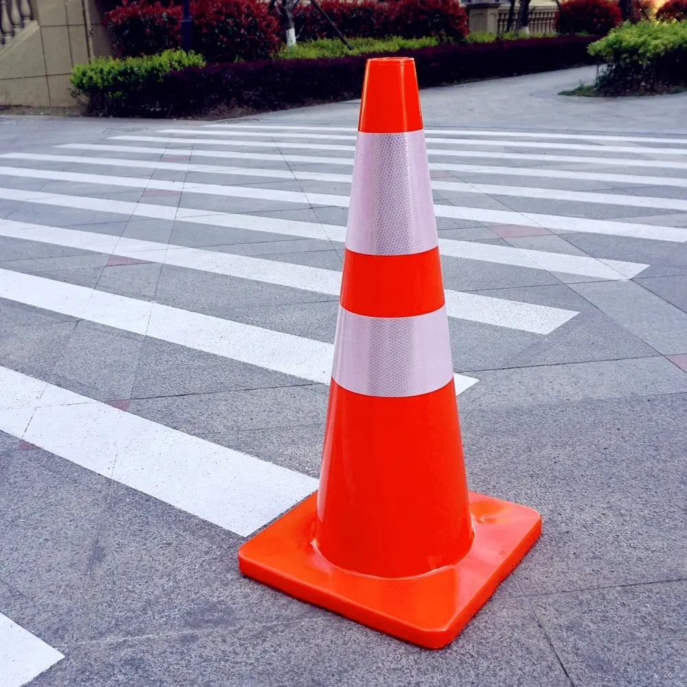 700Mm Pvc Australië/Nz/Amerikaanse Standaard Aanpassen Road Verkeer Kegel