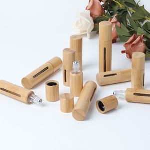 Set di Tubetti per <span class=keywords><strong>Balsamo</strong></span> <span class=keywords><strong>Labbra</strong></span> in Bambù - Contenitori Ricaricabili Ecologici (3 Misure: 5.3cm/7.4cm/9cm) Flacone Roll-on per Oli Essenziali - Product Image 2