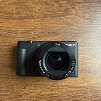 Caméra compacte d'occasion ZV-1 20,1MP 4K UHD avec capteur CMOS et carte SD pour vlogging à prix abordable