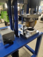 Presse à poinçonner motorisée, presse électrique pour perforer la tôle, machine à faire des trous avec matrice personnalisée