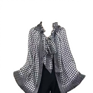 Châles, étoles, capes, couvertures, ponchos et écharpes en polyester pour femmes, au design de luxe, style musulman, épais, chauds et en pashmina pour l'hiver - Product Image 3