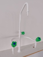 Robinet innovant à triple canal avec protection UV et conversion multi-prises pour laboratoire de contrôle qualité municipal
