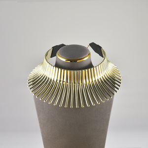 قلادة عنق أكريليك جذابة عتيقة قلادة طويلة اللون بياقة للنساء لارتداء مجوهرات للجسم قلادة قابلة للتعديل - Product Image 6