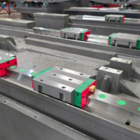 Centre d'usinage vertical VMC855, machine de fraisage CNC, contrôleur Fanuc, BT40, 3/4 axes, haute précision, découpe de métaux, moule