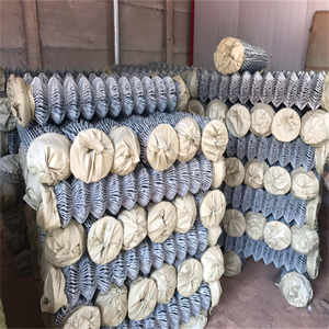 Maille de fil de fer galvanisé de 8 pieds pour l'aéroport, pliage de 1,5 pouce, rouleaux de clôture en mailles de chaîne, clôture de ferme, clôture hexagonale en diamant - Product Image 4