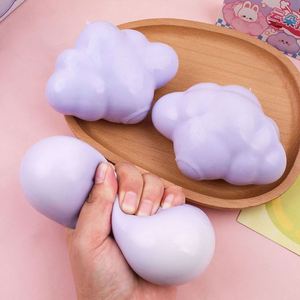 Vente en gros de balles anti-stress populaires, Cloud Fidgets, jouets sensoriels à presser, jouets anti-anxiété, cadeaux pour enfants et adultes autistes - Product Image 3