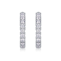Boucles d'oreilles créoles en argent sterling 925 avec moissanite pour femme, à rangée unique et griffes partagées, style Huggie éternité