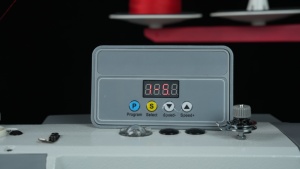 เครื่องเย็บผ้าระบบคอมพิวเตอร์ AS5492-1S-X-FOF-P แบบป้อนด้ายบนและล่างแยกต่างหากพร้อมระบบล็อคตะเข็บ - Product Image 4