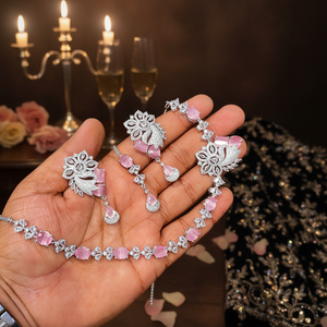 Ensemble de collier en argent plaqué avec diamants américains pour femmes |   Bijoux élégants pour les occasions spéciales - Product Image 3