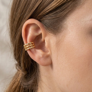 Pendientes de Oreja Geométricos en Forma de C, Chapados en Oro de 18K, con Incrustaciones de Diamantes, Elegantes y Modernos, Joyería para Regalo - Product Image 2