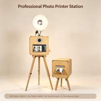 Mesin Foto Booth Selfie Layar Sentuh 15,6 inci Custom dengan Tripod Kamera Berbahan Kayu Imitasi, Cocok untuk Acara