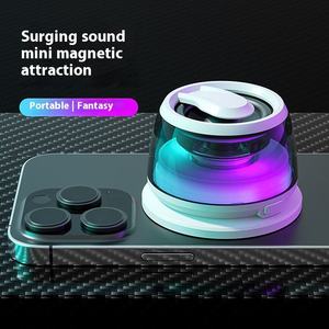 Altavoz Magnético Inalámbrico Portátil con Luz Ambiental RGB y Soporte - Product Image 3