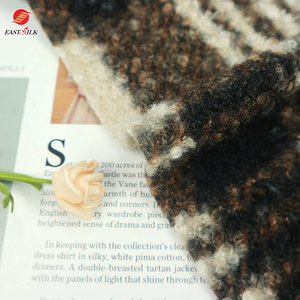 Shaoxing Textile Wholesale Raw <strong>Material</strong> 100% Polyester Print Polar <strong>Sherpa</strong> Boucle Fleece Fabric for Winter Coat - Product Image 4