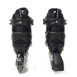 Ruedas De Patin <span class=keywords><strong>pas</strong></span> <span class=keywords><strong>cher</strong></span> <span class=keywords><strong>quatre</strong></span> roues clignotant patins à roulettes réglable chaussures de patinage à roulettes pour garçons enfants filles - Product Image 3