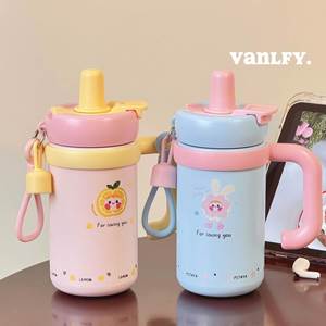 แก้วน้ำสแตนเลสลายการ์ตูนพร้อมหูจับ สายคล้องคอ และหลอดดูด แก้วกาแฟพกพา - Product Image 3