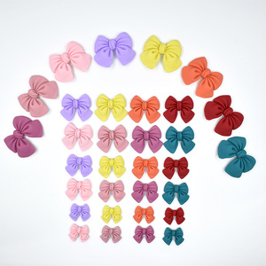 Mini breloques en résine en forme de nœud pour la fabrication de bijoux DIY, pinces à cheveux, épingles à cheveux et décorations artisanales - Product Image 6