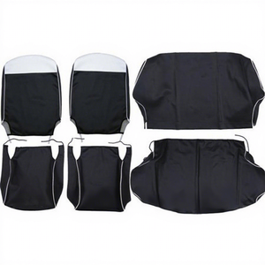 Set Completo di Coprisedili Neri per FIAT 500 F con Parasole Bianco per Comfort e Stile - Product Image 1