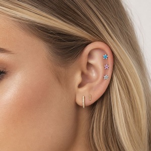 <span class=keywords><strong>Orecchini</strong></span> a stella in zircone in lega di titanio F136 da donna, design scintillante, squisito piercing per l'orecchio, per cartilagine e osso auricolare - Product Image 3
