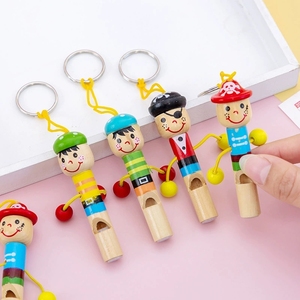 Sifflet en bois peint à la main en forme de petit homme, pendentif pour enfants, vente en gros - Product Image 6